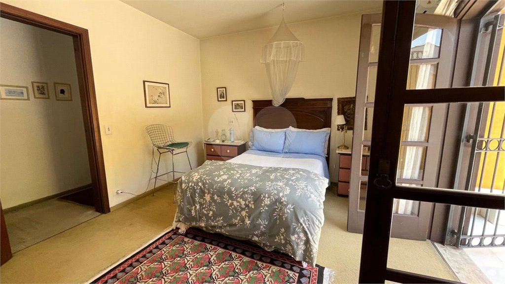 Casa à venda com 4 quartos, sendo 2 suítes, em Lar São Paulo, São Paulo, SP