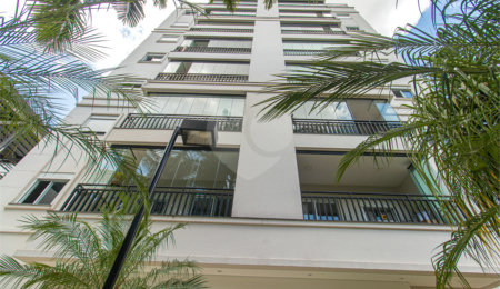 Apartamento à venda com 3 quartos, sendo 2 suítes,  em Campo Belo, São Paulo, SP