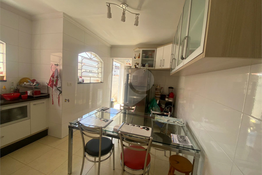 Sobrado à venda com 3 quartos, sendo 1 suíte, em Tremembé, São Paulo, SP