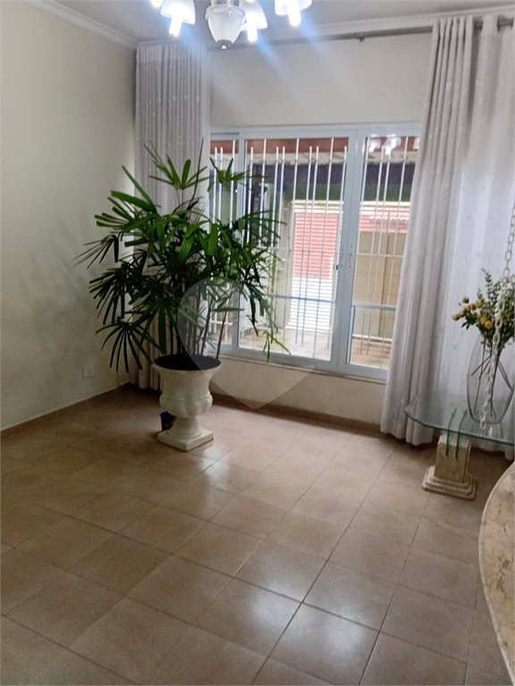 Sobrado à venda com 3 quartos, sendo 1 suíte, em Tremembé, São Paulo, SP