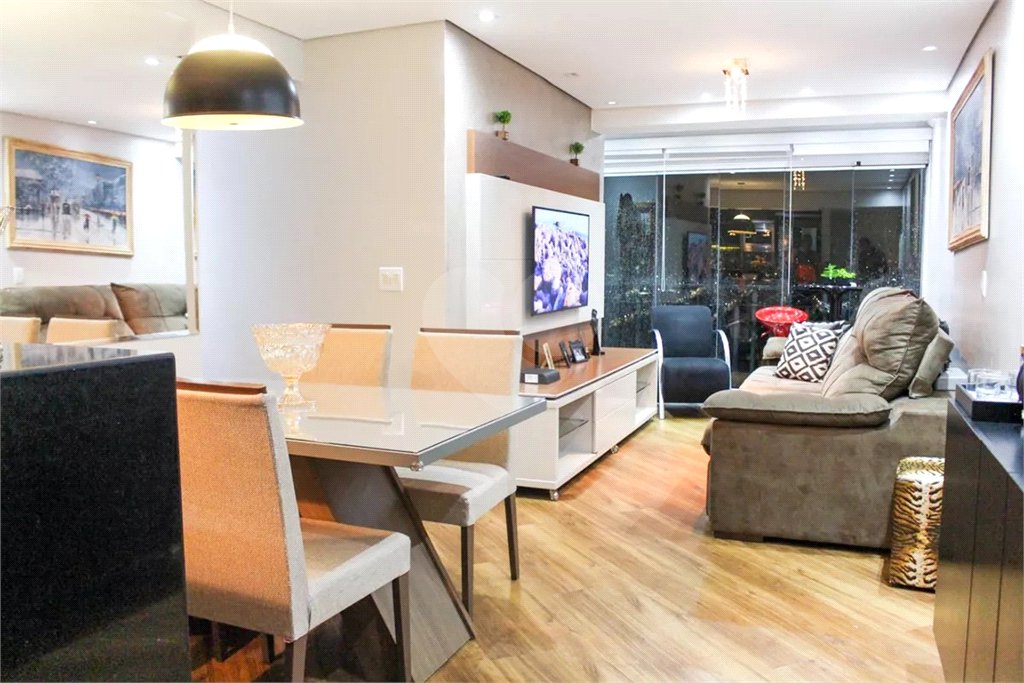Apartamento à venda com 3 quartos, sendo 1 suíte, em Vila Gustavo, São Paulo, SP