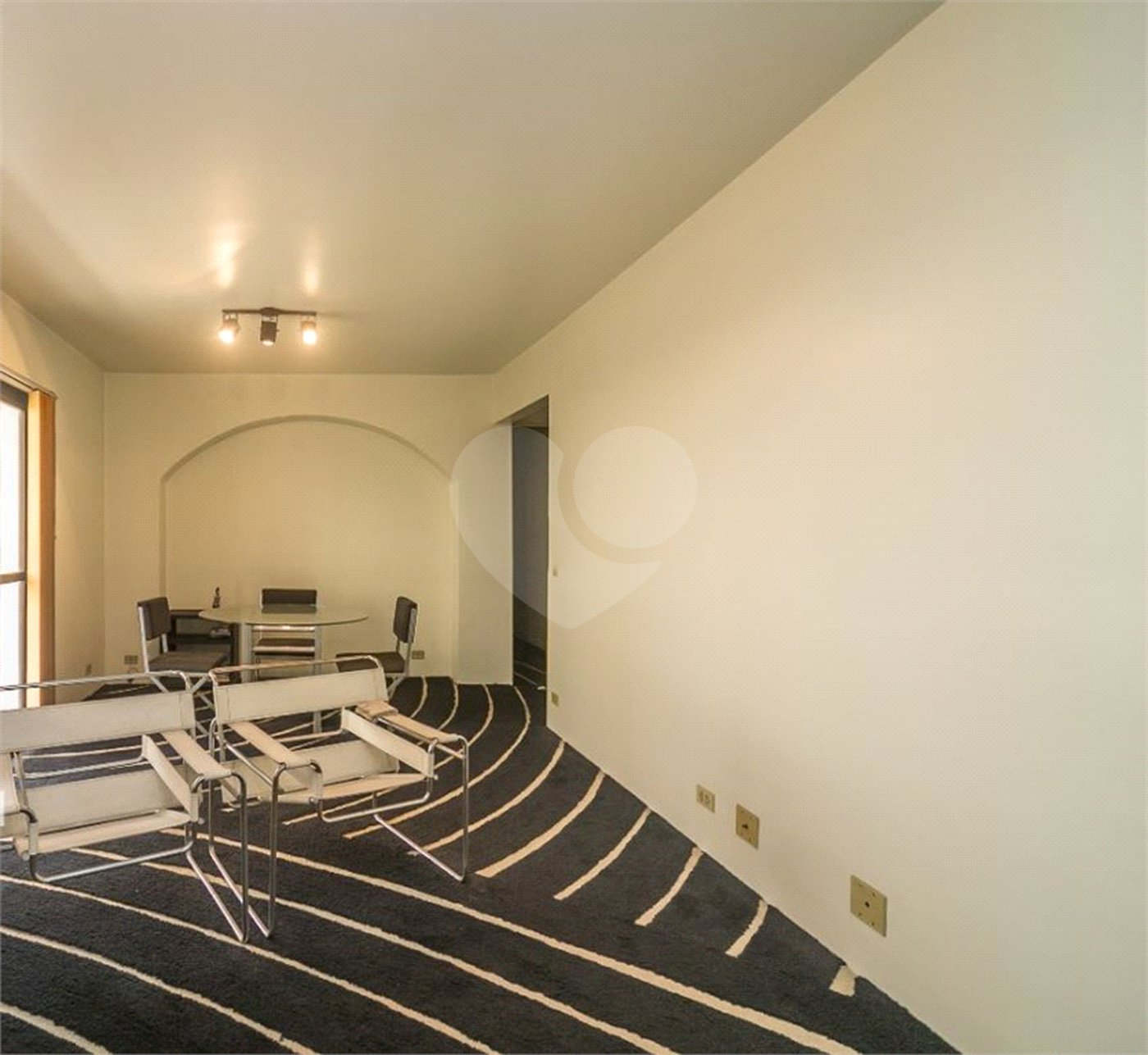 Apartamento à venda ou para alugar com 4 quartos, sendo 2 suítes, em Jardim Ampliação, São Paulo, SP