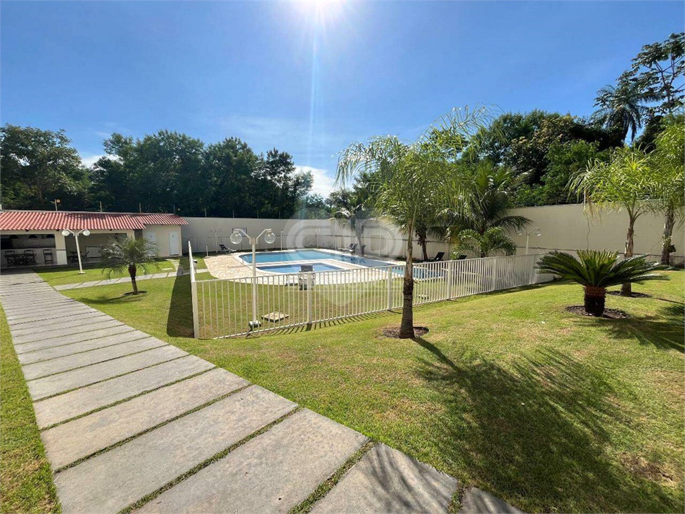 Apartamento à venda com 2 quartos, sendo 1 suíte,  em Despraiado, Cuiabá, MT