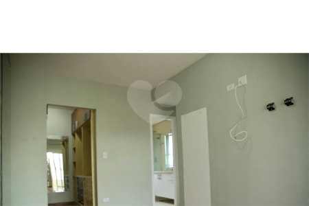 Apartamento à venda com 3 suítes em Nova Petrópolis, São Bernardo do Campo, SP