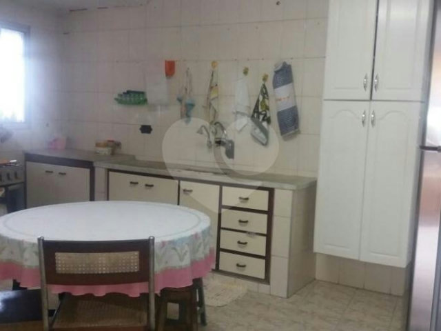 Sobrado à venda com 3 quartos, sendo 1 suíte,  em Vila Maria, São Paulo, SP