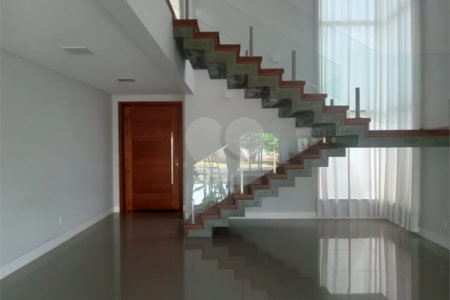 Casa à venda com 4 quartos, sendo 3 suítes,  no condomínio Residencial Montreal, São Carlos - SP