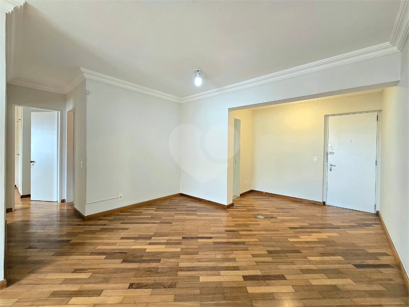 Apartamento à venda com 2 quartos, sendo 1 suíte, em Saúde, São Paulo, SP