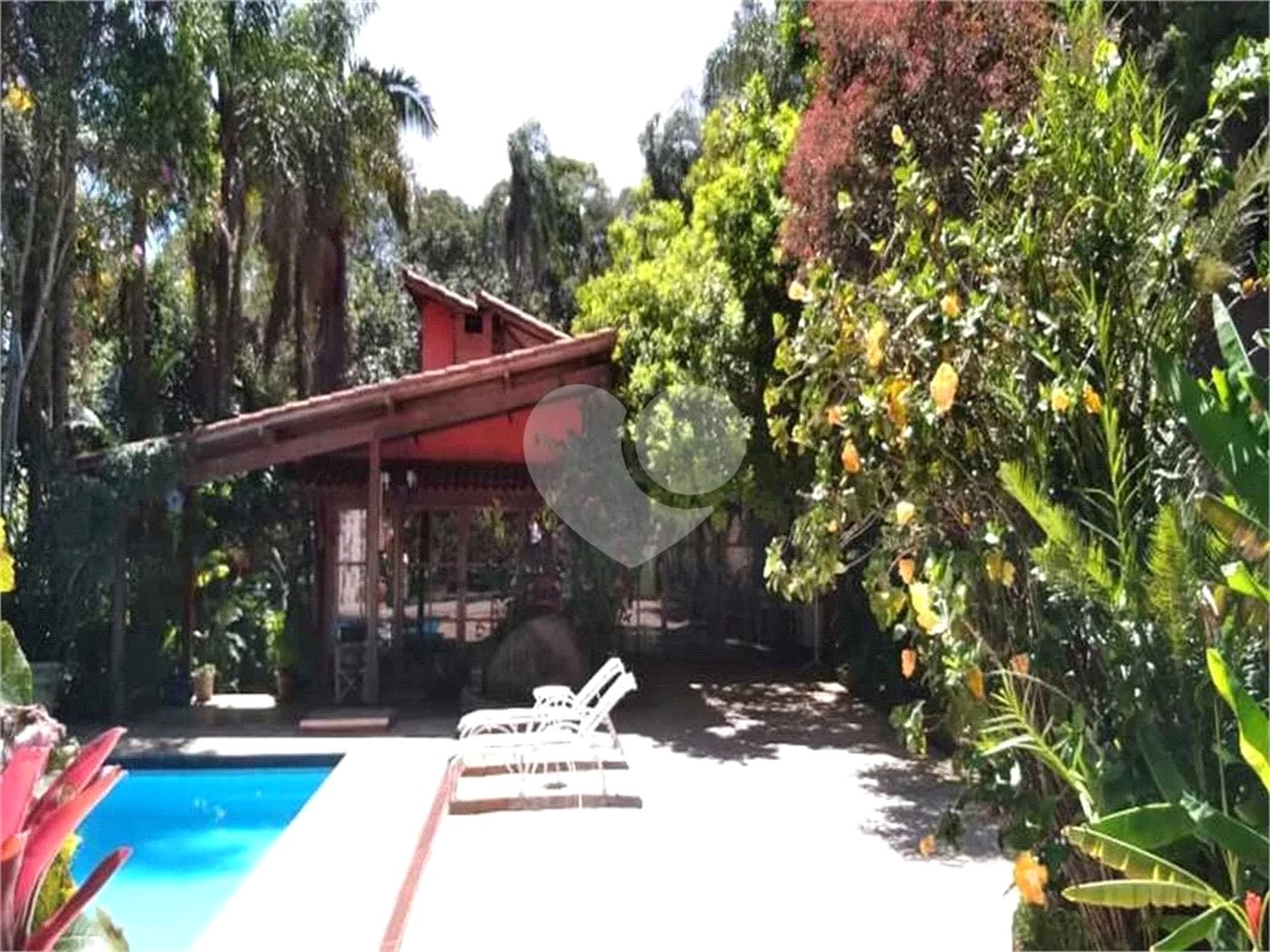 Casa Térrea à venda com 5 quartos, sendo 4 suítes, em Serra da Cantareira, Mairiporã, SP