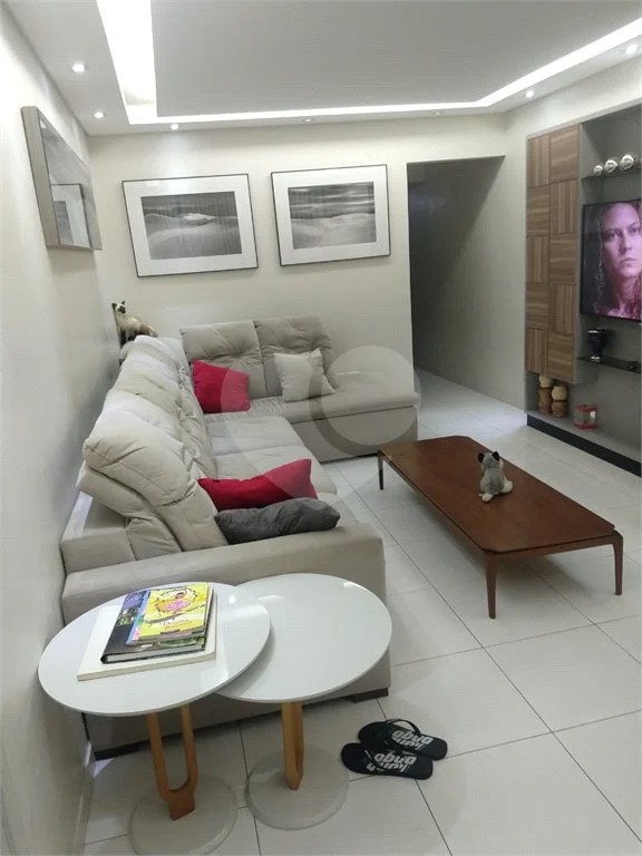 Sobrado à venda com 3 suítes em Vila Mazzei, São Paulo, SP