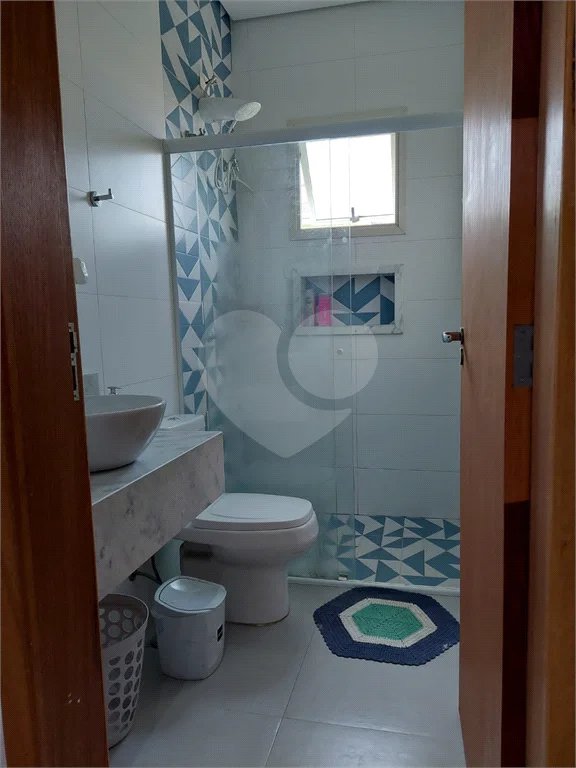Casa à venda ou para alugar com 4 quartos, sendo 1 suíte, no condomínio Colinas de Inhandjara, Itupeva - SP