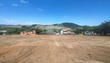 Terreno à venda no condomínio Vila Dom Pedro, Atibaia - SP