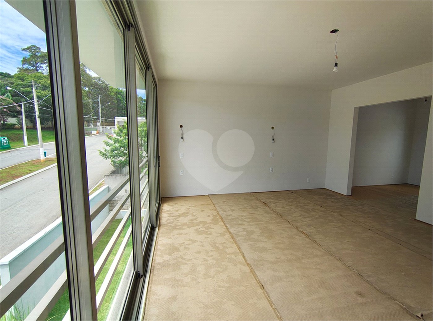 Casa à venda com 4 quartos, sendo 3 suítes,  no condomínio Villa Verde, Jundiaí - SP