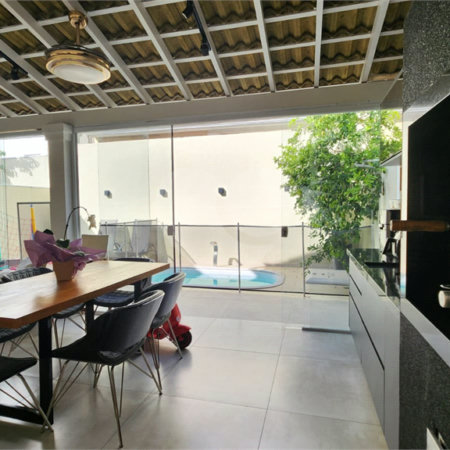 Casa à venda com 3 quartos, sendo 1 suíte,  no condomínio Villa Campolim, Sorocaba - SP