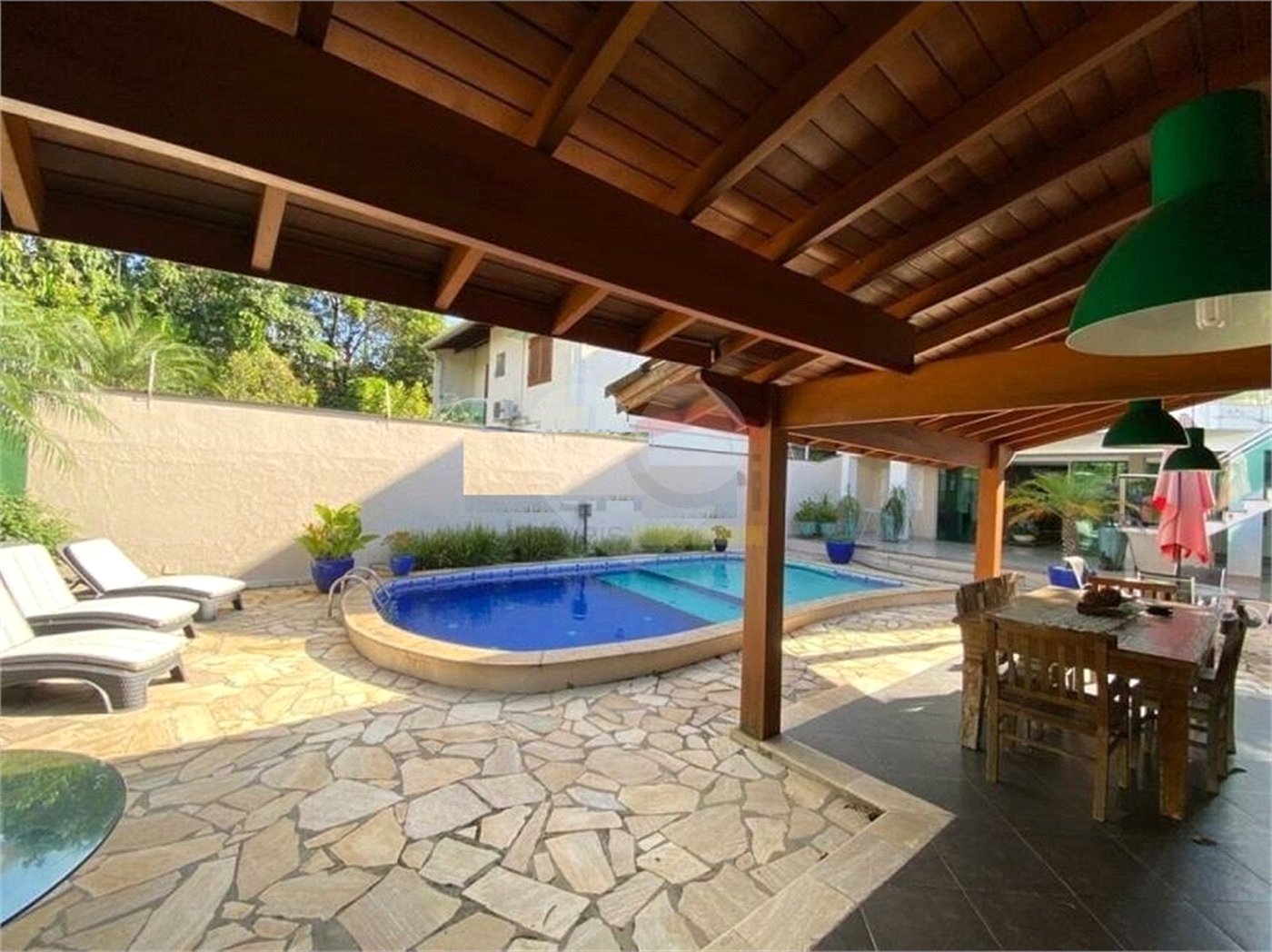 Casa à venda com 4 suítes em Jardim Floresta, São Paulo, SP