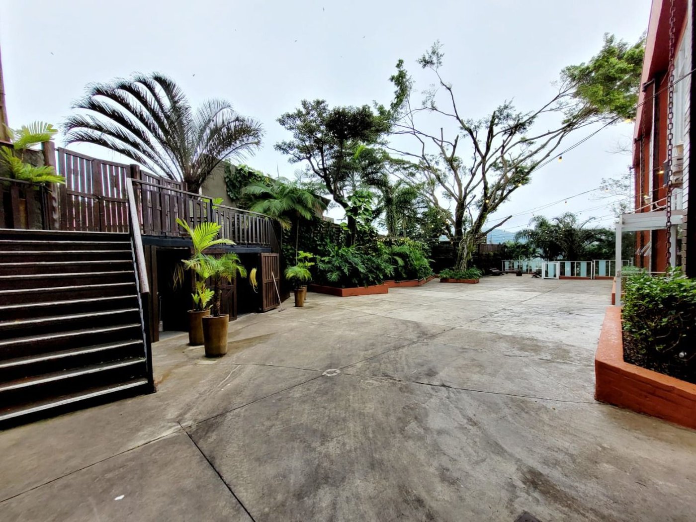 Terreno à venda, 1800 m² por R$ 4.700.000,00 - Ilha Porchat - São Vicente/SP