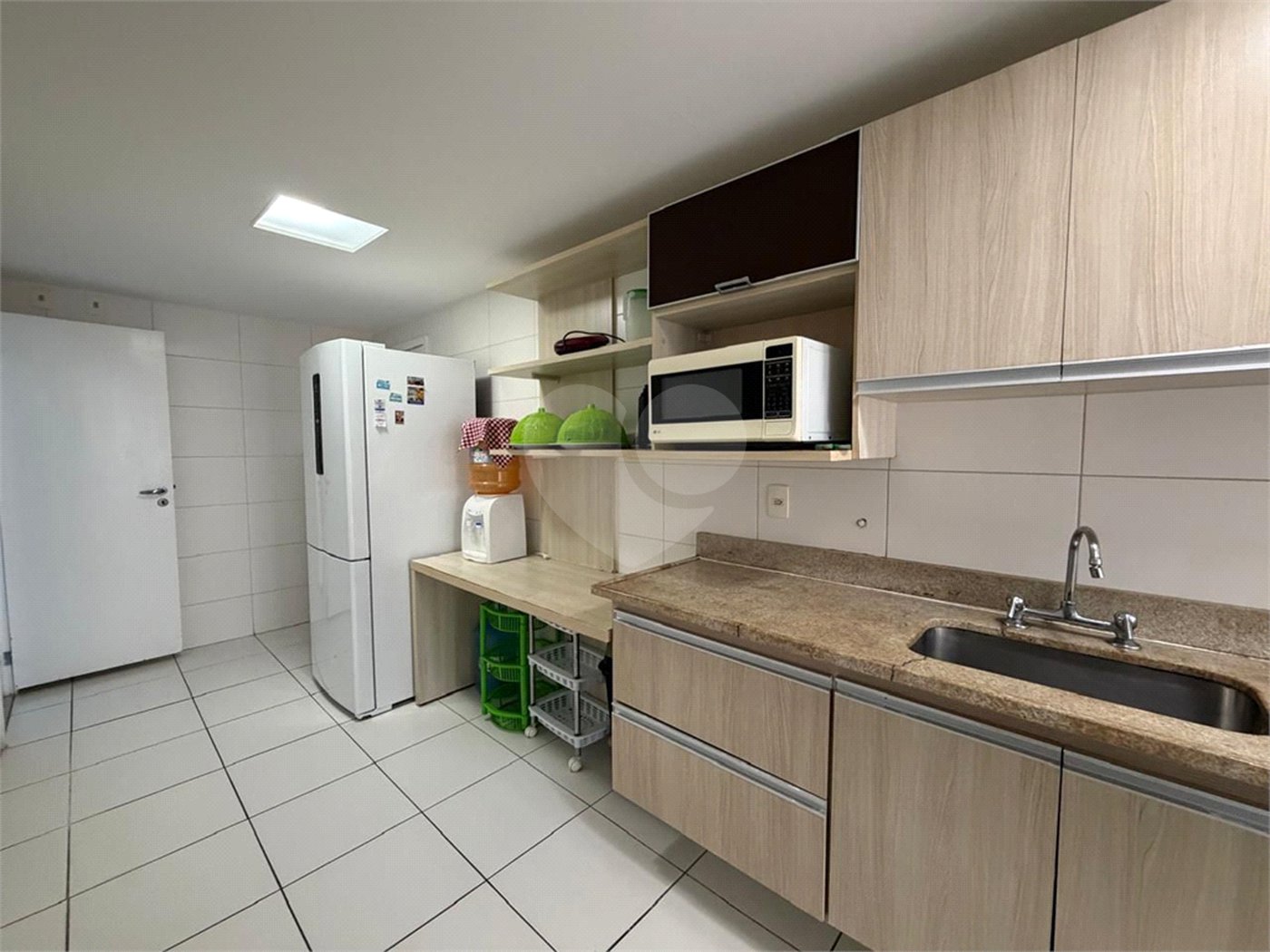 Apartamento à venda com 3 suítes em Braga, Cabo Frio, RJ