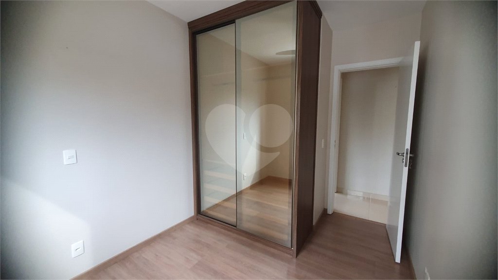 Apartamento à venda com 3 quartos, sendo 1 suíte,  em Pinheiros, São Paulo, SP