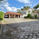 Casa à venda com 5 quartos, sendo 3 suítes, em Vila Santista, Atibaia, SP