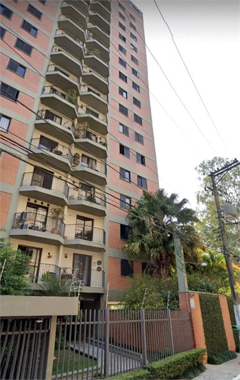 Apartamento à venda com 3 quartos, sendo 1 suíte, em Paraíso do Morumbi, São Paulo, SP