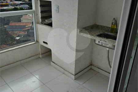 Apartamento à venda com 3 quartos, sendo 1 suíte, em Jardim Califórnia, Jacareí, SP