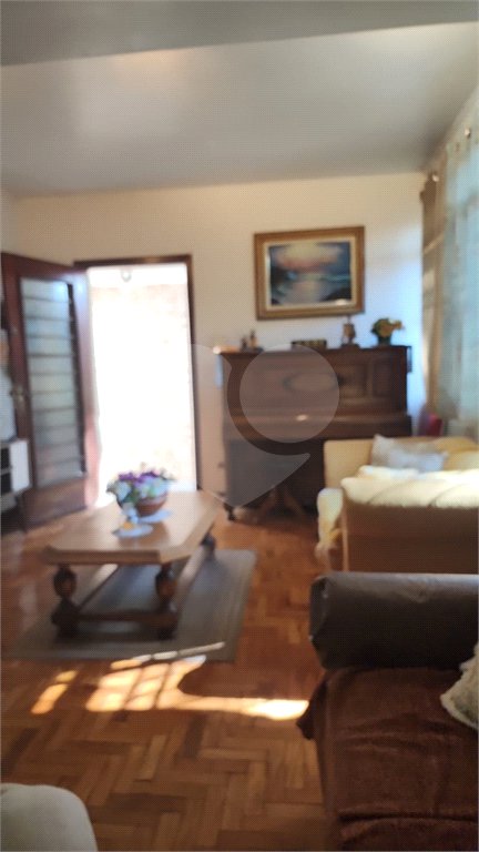 Casa à venda com 3 quartos, sendo 2 suítes, em Indianópolis, São Paulo, SP