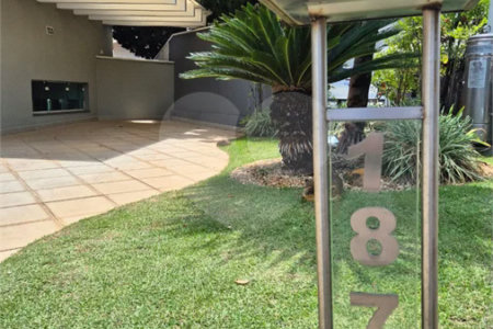 Casa à venda ou para alugar com 3 quartos, sendo 1 suíte, no condomínio Villagio Capriccio, Louveira - SP