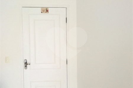 Apartamento à venda com 3 quartos, sendo 1 suíte, em Pinheirinho, Vinhedo, SP