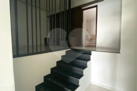 Casa à venda com 4 suítes em Vila Suissa, Mogi das Cruzes, SP