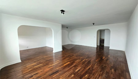 Apartamento à venda ou para alugar com 4 quartos, sendo 1 suíte,  em Santo Amaro, São Paulo, SP