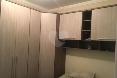Sobrado à venda com 3 quartos, sendo 1 suíte, em Jardim Ana Rosa, São Paulo, SP