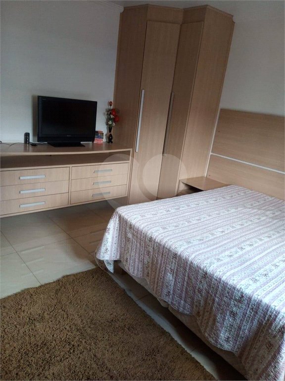 Casa à venda com 3 quartos em Sítio São José, Suzano, SP