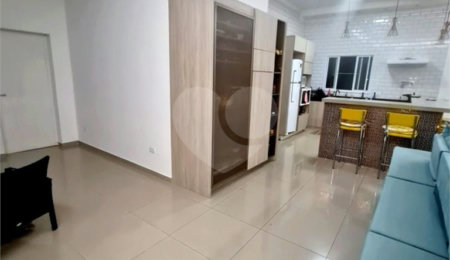 Casa à venda com 3 quartos, sendo 1 suíte,  no condomínio Vale da Santa Fé, Vinhedo - SP