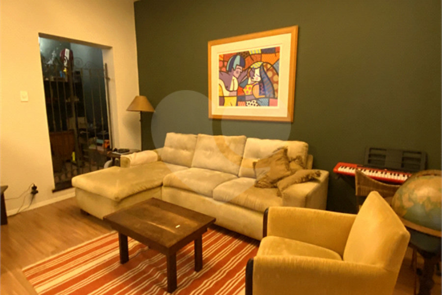Casa Térrea à venda com 5 quartos, sendo 1 suíte, em Pacaembú, São Paulo, SP