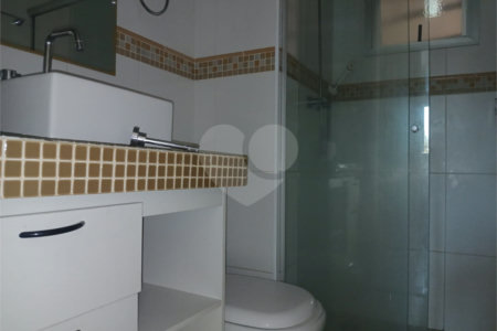 Apartamento à venda com 3 quartos, sendo 1 suíte,  em Jardim Brasil, São Roque, SP