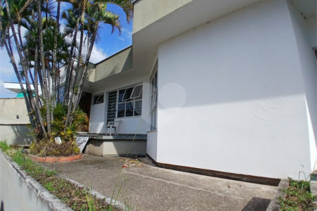 Casa para alugar com 3 quartos, sendo 1 suíte, em Esplanada Mendes Moraes, São Roque, SP