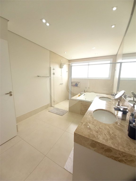 Casa à venda com 3 suítes no condomínio Alpes de Vinhedo, Vinhedo - SP