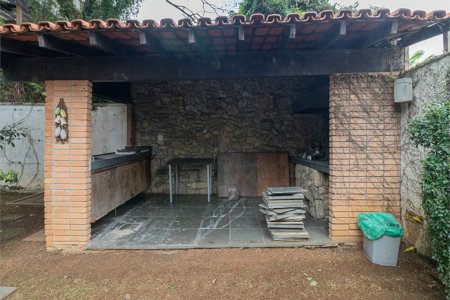 Casa à venda com 3 quartos, sendo 2 suítes,  em Alto de Pinheiros, São Paulo, SP