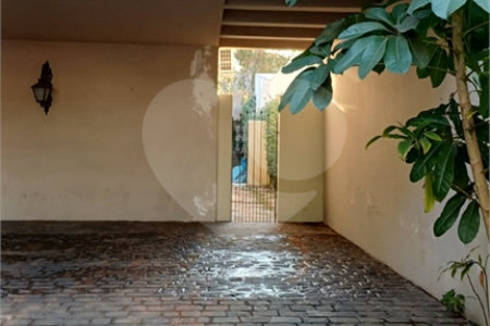 Sobrado à venda ou para alugar com 5 quartos, sendo 1 suíte,  em Vila Ida, São Paulo, SP