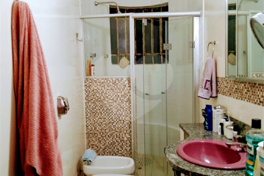 Casa à venda com 3 quartos, sendo 1 suíte, em Perus, São Paulo, SP