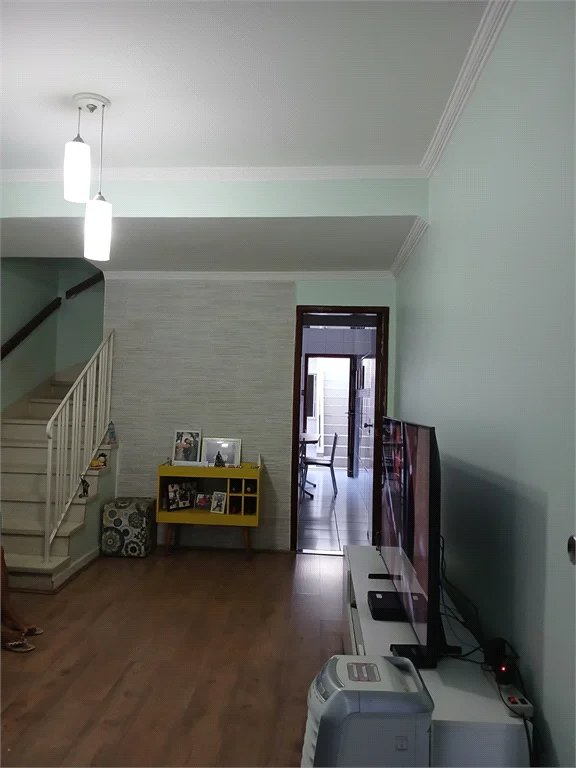 Sobrado à venda com 3 quartos, sendo 1 suíte, em Jardim Humaitá, São Paulo, SP