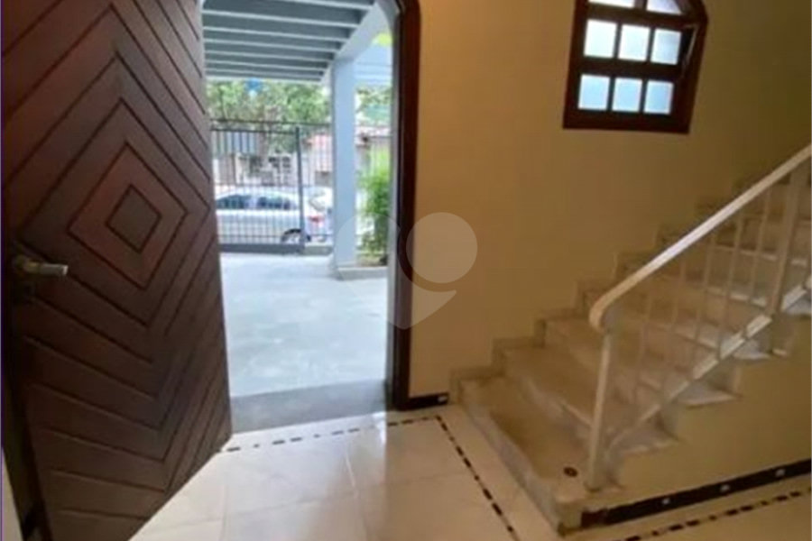 Sobrado à venda ou para alugar com 5 quartos, sendo 3 suítes, em Santana, São Paulo, SP