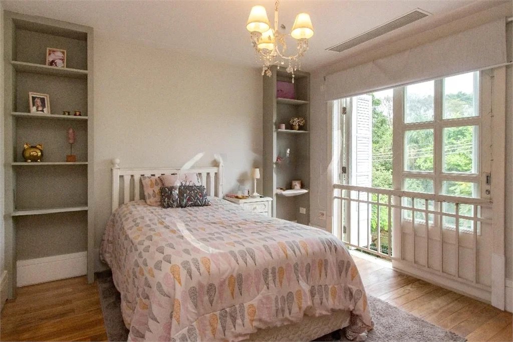 Casa à venda com 4 suítes no condomínio Residencial Palazzo Reale, São Paulo - SP