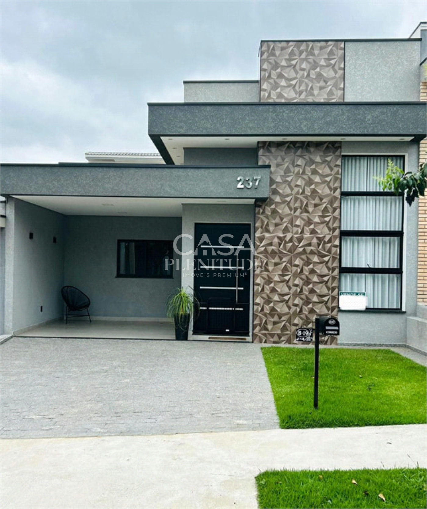 Casa em condomínio à venda com 3 quartos, sendo 2 suítes, em Cajuru do Sul, Sorocaba, SP