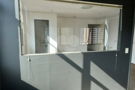 Sala à venda em Chácara Santo Antônio, São Paulo, SP