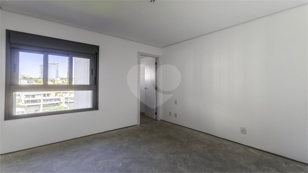 Apartamento à venda com 4 quartos, sendo 3 suítes, em Perdizes, São Paulo, SP