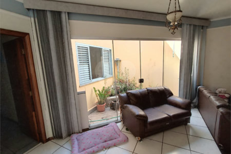 Casa à venda com 6 quartos, sendo 2 suítes, no Centro, Itapetininga, SP