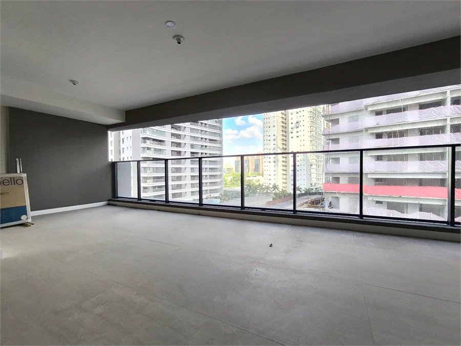 Apartamento à venda ou para alugar com 3 suítes em Água Branca, São Paulo, SP