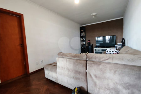 Sobrado à venda com 2 quartos em Jardim Emília, Sorocaba, SP