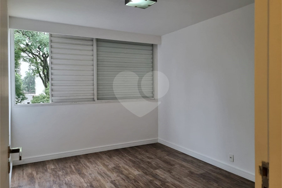 Apartamento à venda com 3 quartos, sendo 1 suíte, em Jardim América, São Paulo, SP