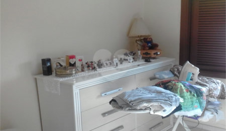 Sobrado à venda com 2 quartos em Cupecê, São Paulo, SP
